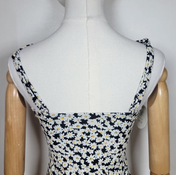 Downeast Cape Elizabeth Sunflower Swimsuit Size Small - Picture 9 of 11